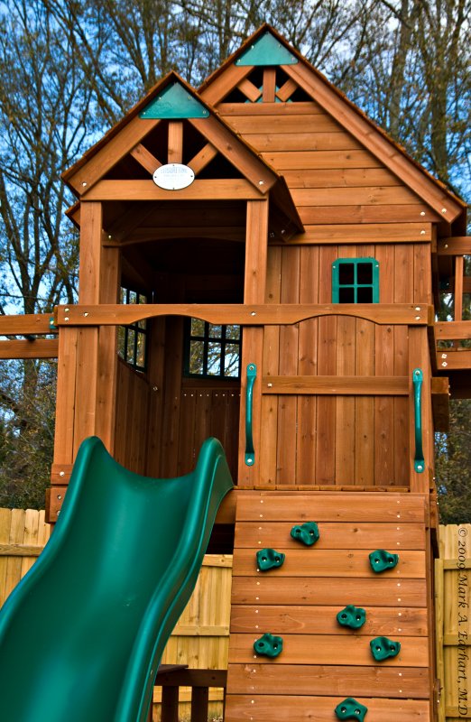 Elis Play House (Close-up)