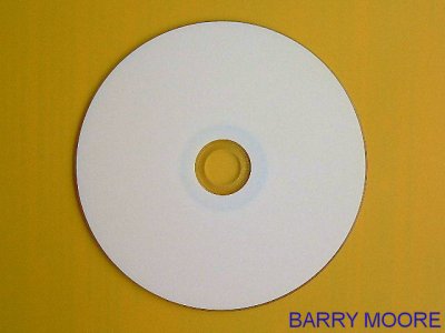 18 april - White DVD