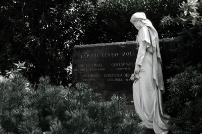 Cemetery Buschey in Hagen II b/w 2006-09-16