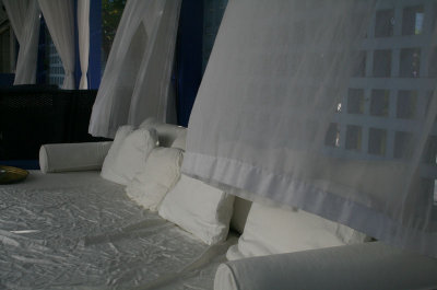 Sofa Shore Club Florida .jpg