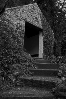 The hut that smelled of wee