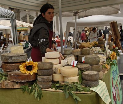 Cheese lady, Italy
