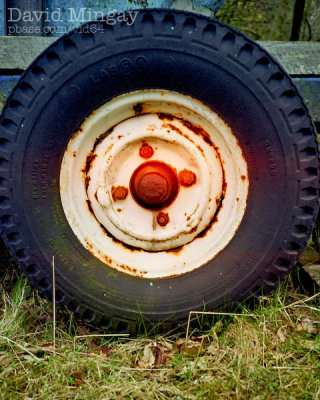 Apr 2: Trailer wheel and light leak