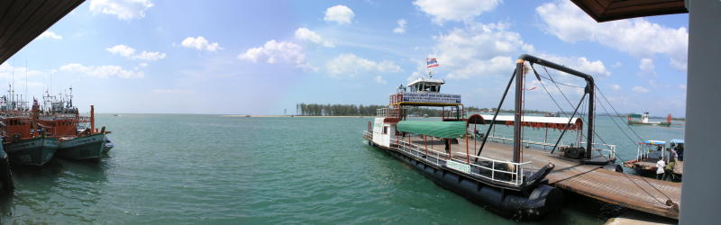 Baan Nam Khem  Port With Ferry