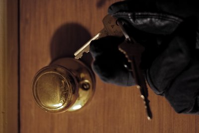 Right Key, No Keyhole