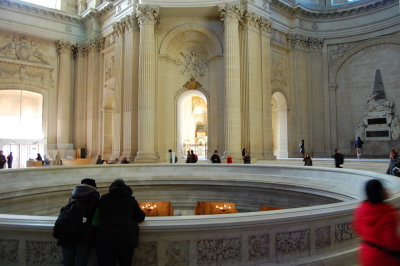 The rotunda above Napoleon's sarcophagus.
