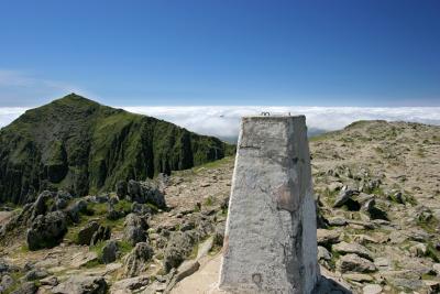 Approaching Snowdon