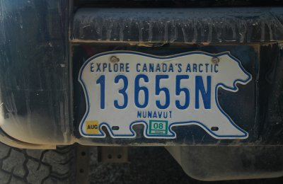 Arctic vehicle plate
