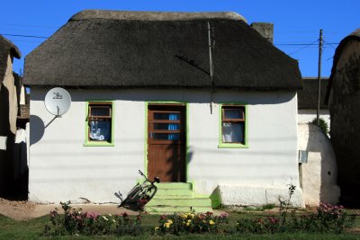 Thatch house in Elim Missionary station 5
