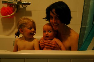 Tub 0510 006asm.jpg