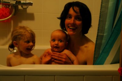 Tub 0510 009asm.jpg