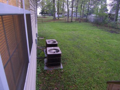 Back yard has centeral air