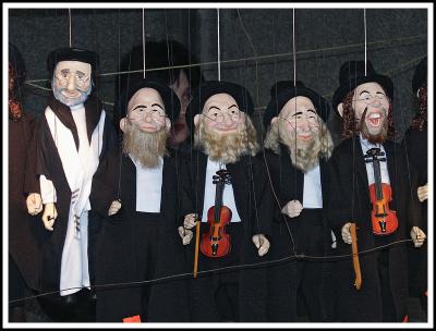 Rabbi Puppets - as I said Prague loves puppets