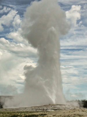 Old Faithful (Yellowstone)