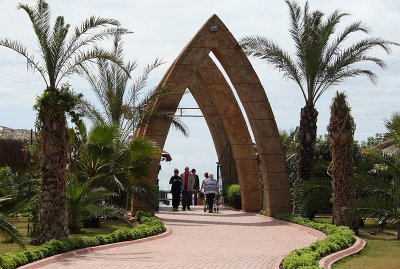 Entrance to the beach