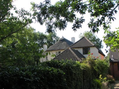 Hemingford Abbots thatched roofs and thatched animals