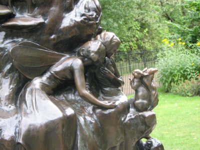 Peter Pan Statue