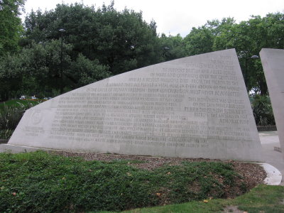 Aninals in War memorial, Hyde Park