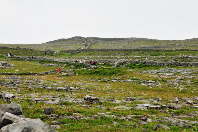 trail to Dun Aengus