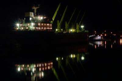 Portsmouth, Alexandria, Salt Ship, Off-loading