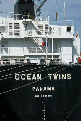 Ocean Twins, bulk carrier (salt), stern detail