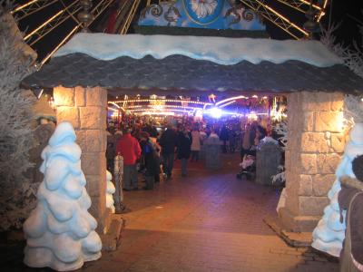 Illuminations Noel 2005 à Lille sur la grande Place 010.jpg