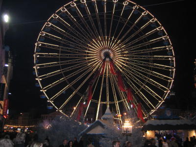 Illuminations Noel 2005 à Lille sur la grande Place 030.jpg
