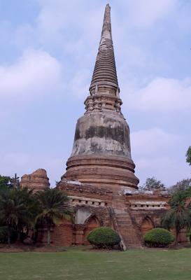 g3/03/507503/3/56675436.40092624.m_temple1_at_ayuthaya.jpg