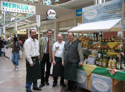 So gut schmeckt die Bucklige Welt beim Merkur in Wiener Neustadt