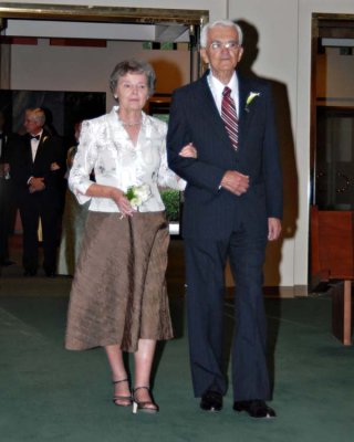 ce.00075 .jpg