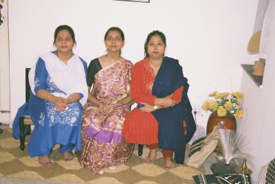 Madhuchhanda with her sisters in Calcutta