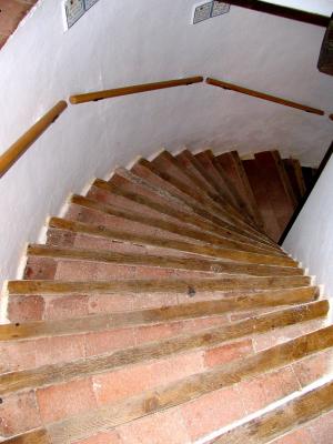 Escaleras interiores del molino