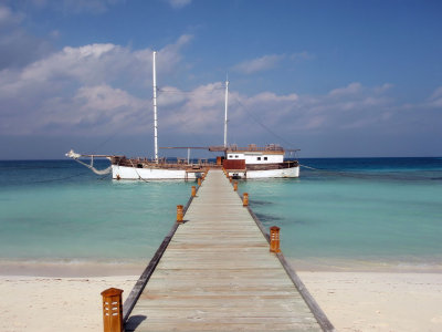 PONTOON -BRIDGE