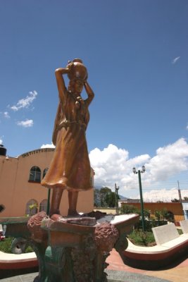 Antigua Estatua al Centro del Parque (hoy un quiosco)