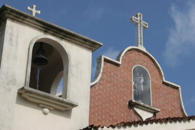 Detalle de la Fachada y Campanario