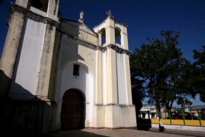 Iglesia de la Virgen del Carmen y Parque Infantil Navidad