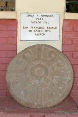 Pieza Arqueologica  Xinca Expuesta en la Municipalidad