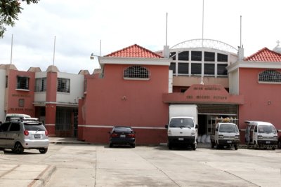 Salon Municipal y Edificio de la Municipalidad