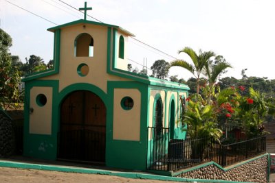 Pequea Capilla en el Barrio La Concepcion