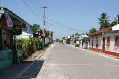 Carretera Hacia Los Faros (Frontera con Mexico a 4 Km)