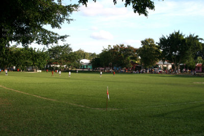 Juego Dominical de Futbol