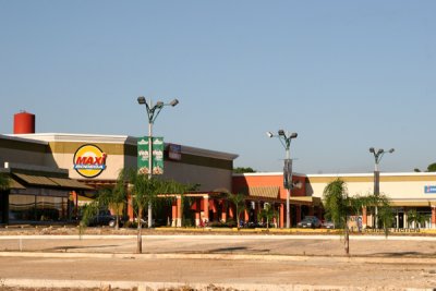 Moderno Centro Comercial
