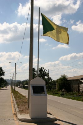 Calzada 25 de Junio y Bandera del Municipio