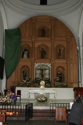 Detalle del Altar Mayor de la Iglesia Catolica