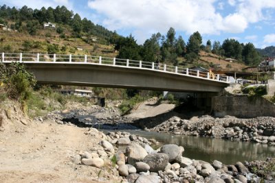 Puente Sobre el Rio Coatan