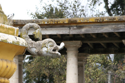 Detalle de los Chorros en el 'Tanque los Dragones'