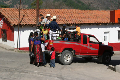 Medio de Transporte Comun en Este Lugar