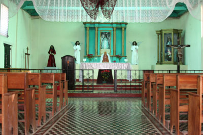 Interior de la Iglesia Catolica