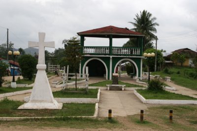 Parque y Quiosco en San Agustin Chahal