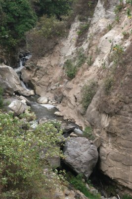 Rio Cercano a la Cabecera